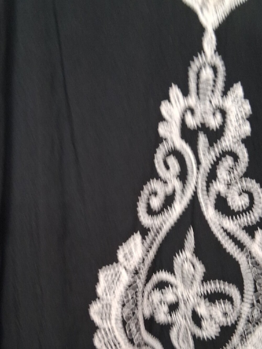Ultra Pink Black Camisole with Cream Crochet Embroidery - Picture 3 of 7